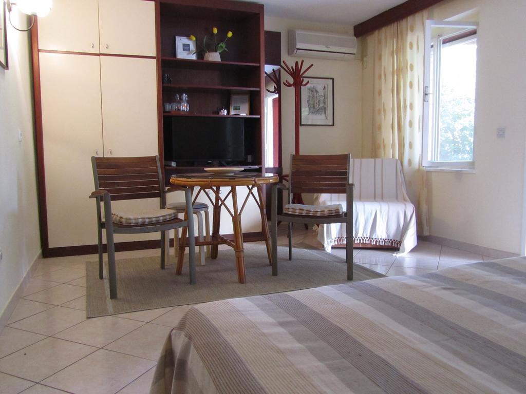 Apartment Petrovic Korcula Town Exterior foto
