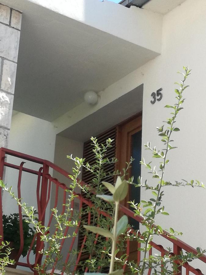 Apartment Petrovic Korcula Town Exterior foto